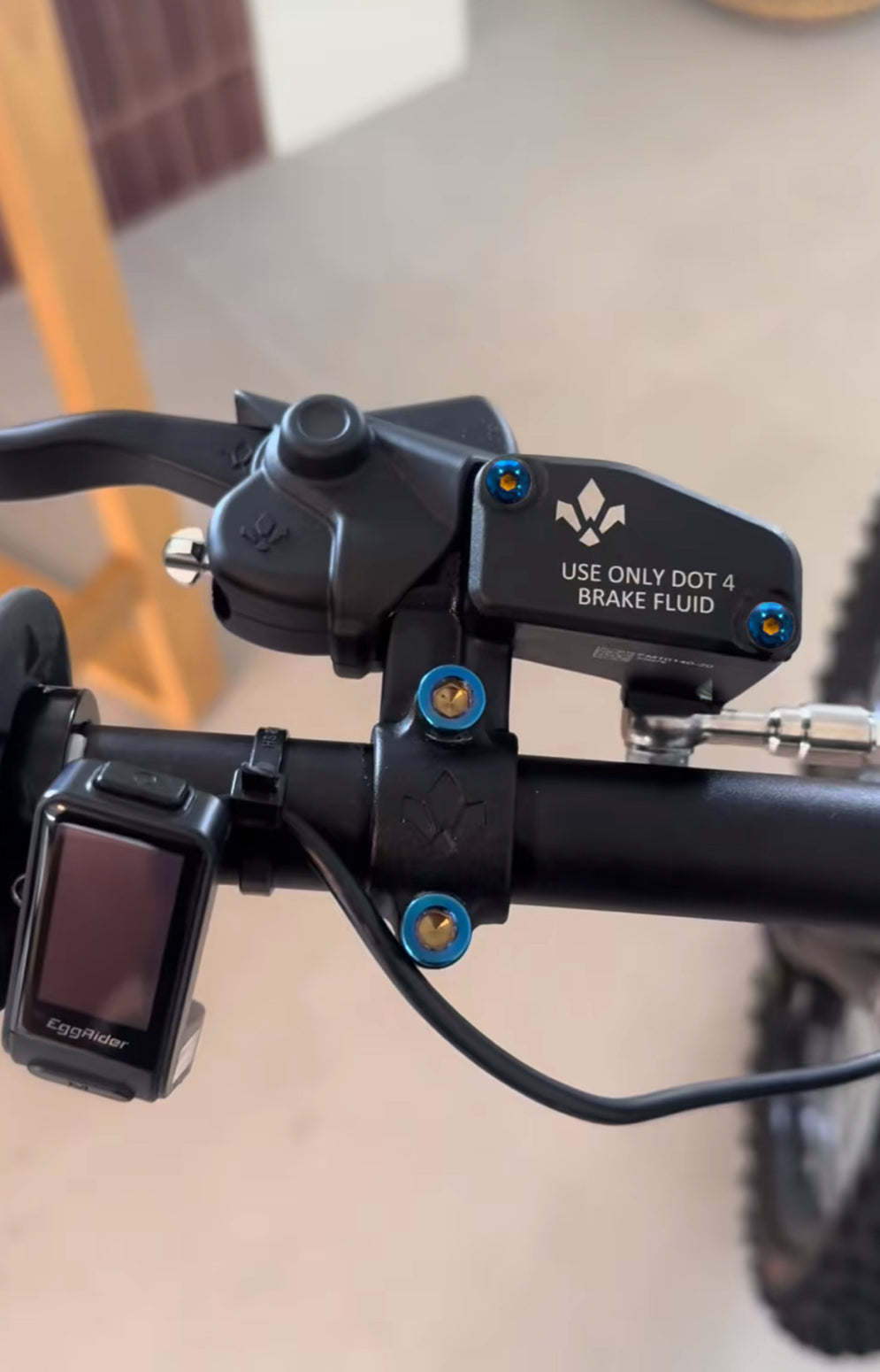 Formula Titanium Reservoir Bolts